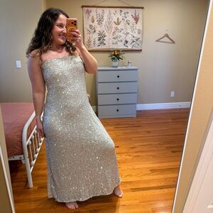 NWT BY JOHNNY. Silver Sequin Strapless Maxi Dress Gown 10